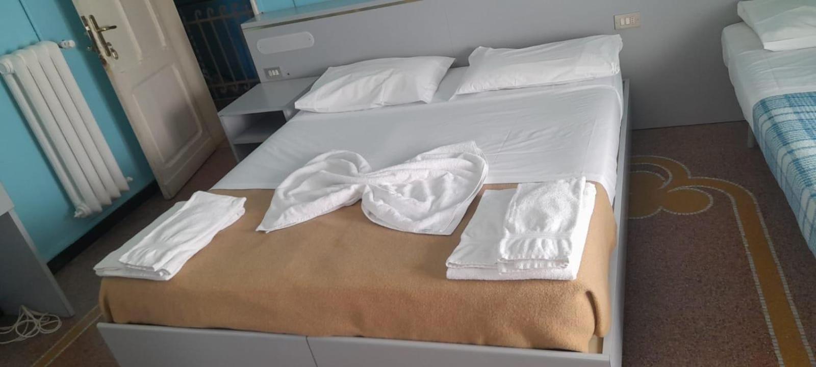 Hotel Doria เคียวารี ภายนอก รูปภาพ