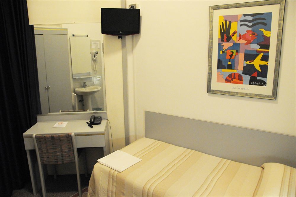 Hotel Doria เคียวารี ภายนอก รูปภาพ