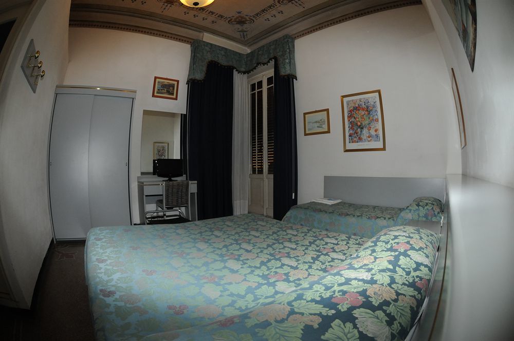 Hotel Doria เคียวารี ภายนอก รูปภาพ